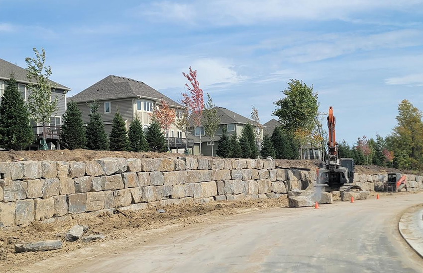 Stacked boulder retaining wall MN