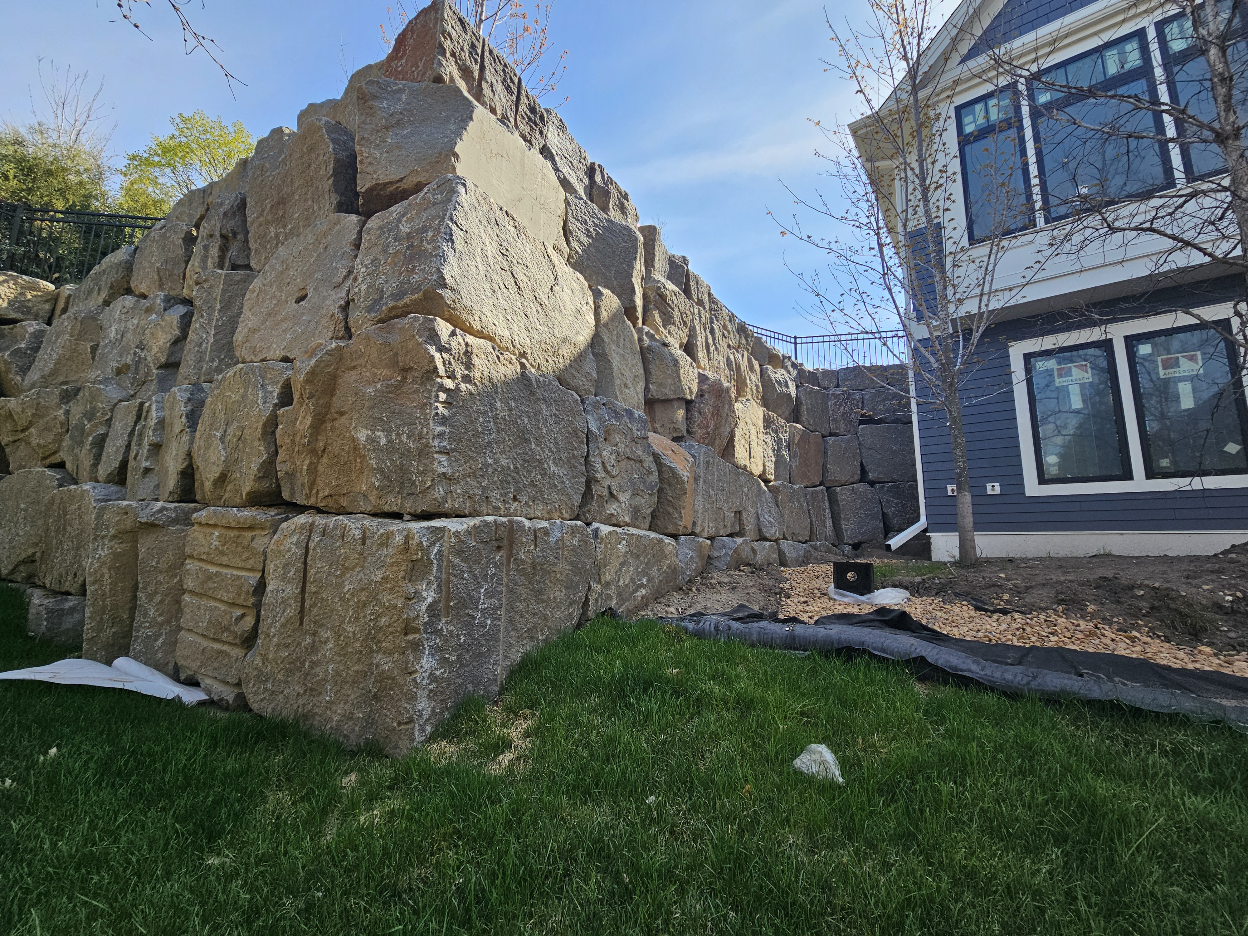 Commercial retaining wall